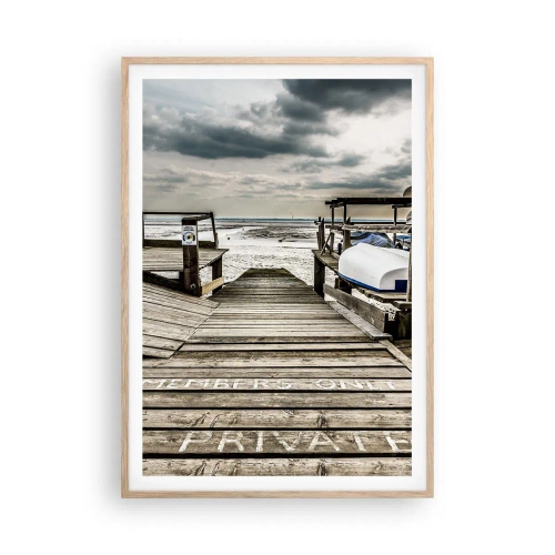 Plakat i ramme af lyst egetræ - Stranden i nord - 70x100 cm