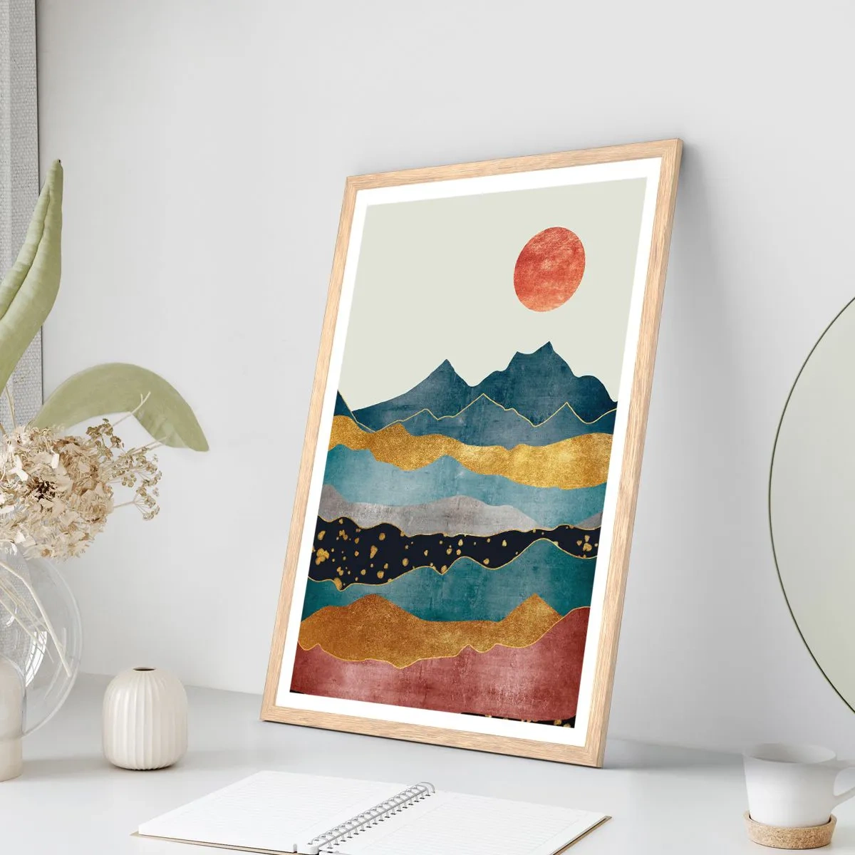 Plakat i ramme af lyst egetræ - Et tværsnit af verden - 50x70 cm