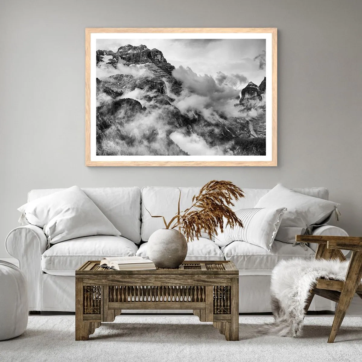 Plakat i ramme af lyst egetræ - Smukt og grusomt - 70x50 cm