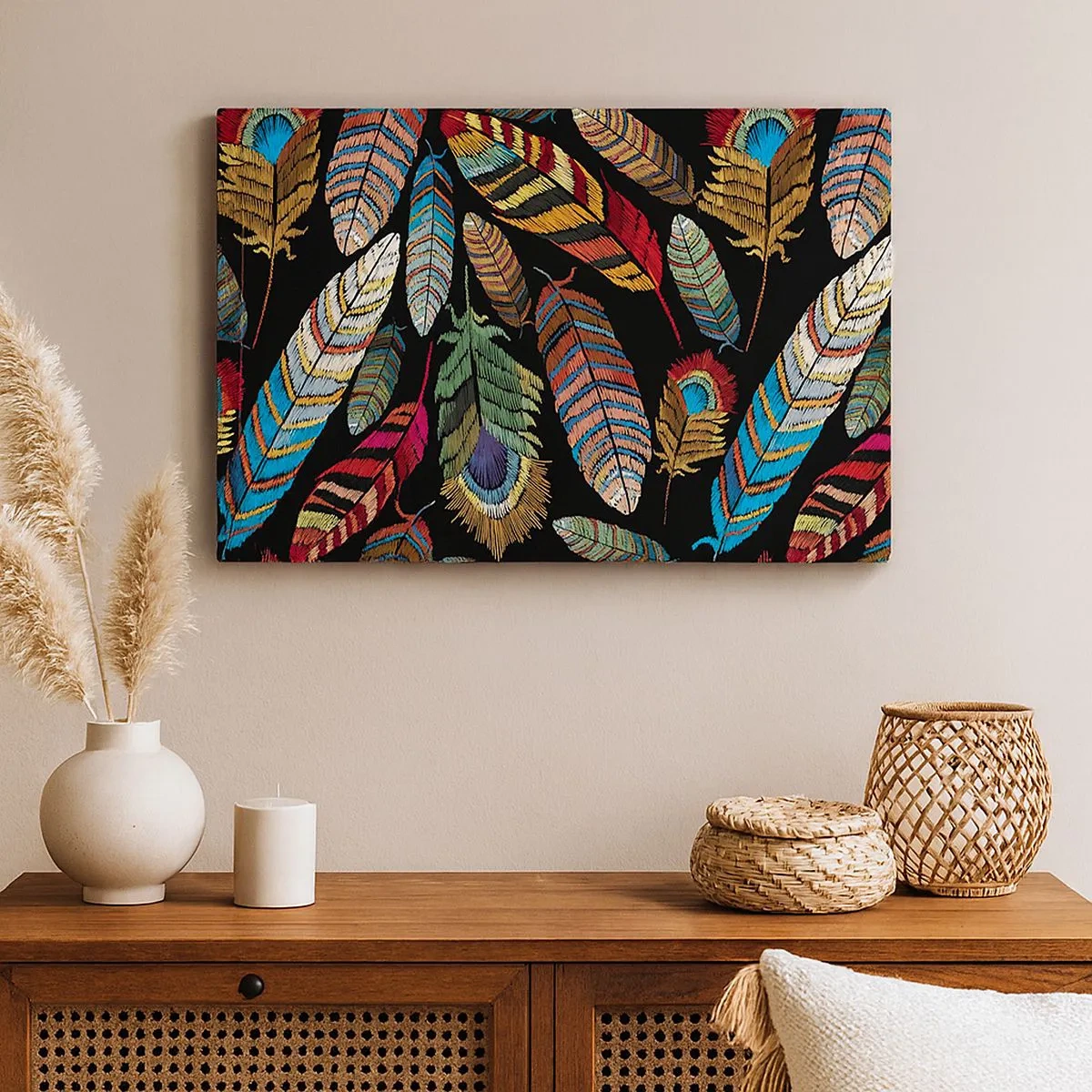 Lærredstryk - Billede på lærred - Farverige fjer på en sort baggrund - 70x50cm - Fuglekarneval - Moderne vægdekoration til stue og soveværelse ARTTOR