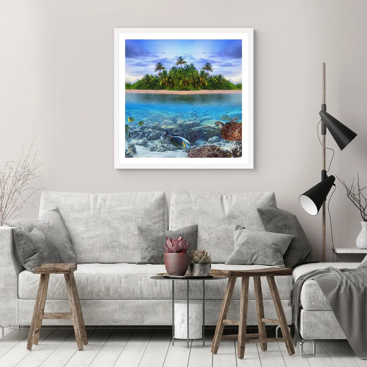 Plakat i hvid ramme - Den himmelske ø inviterer dig - 30x30 cm