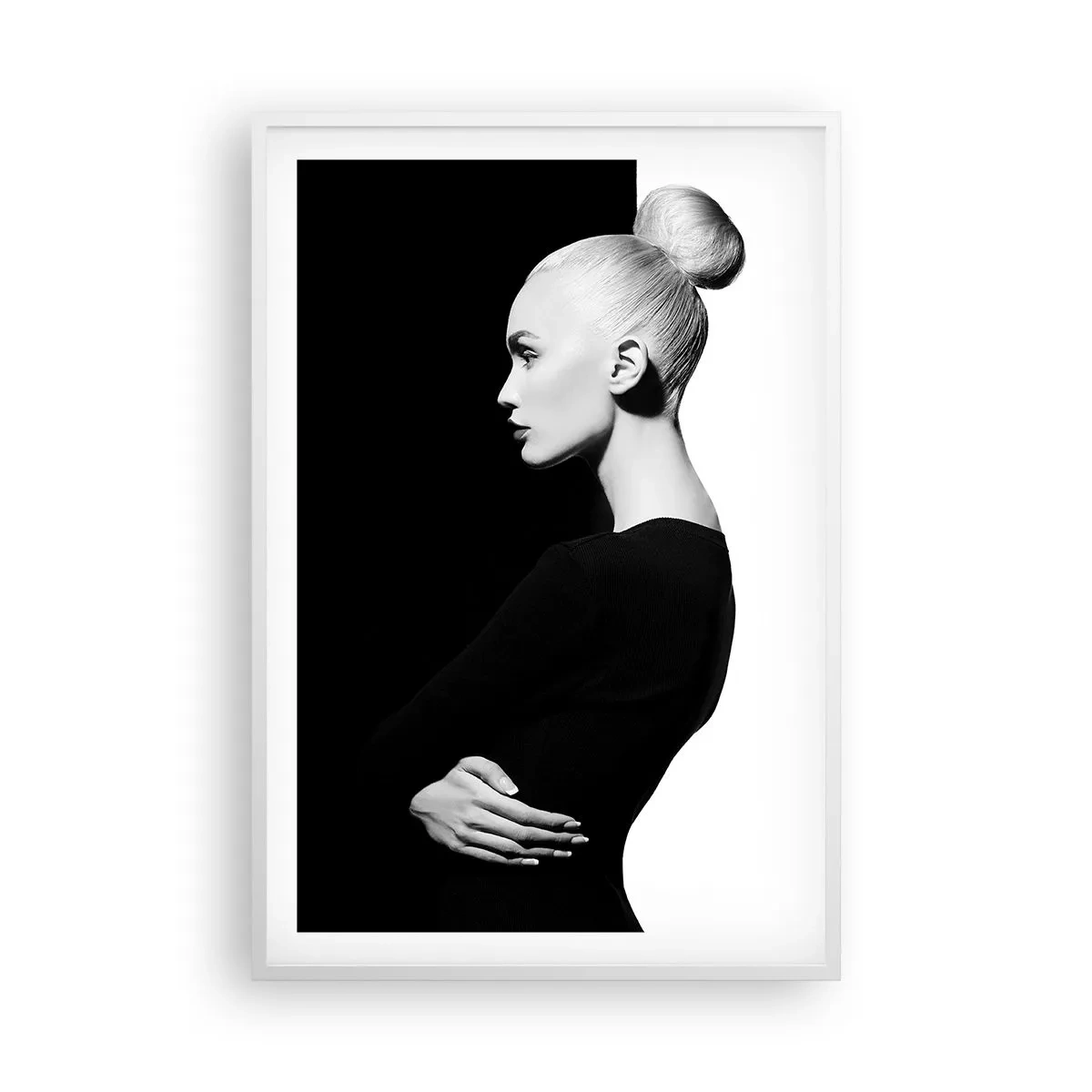 Plakat i hvid ramme - Blot en kvinde - 61x91 cm