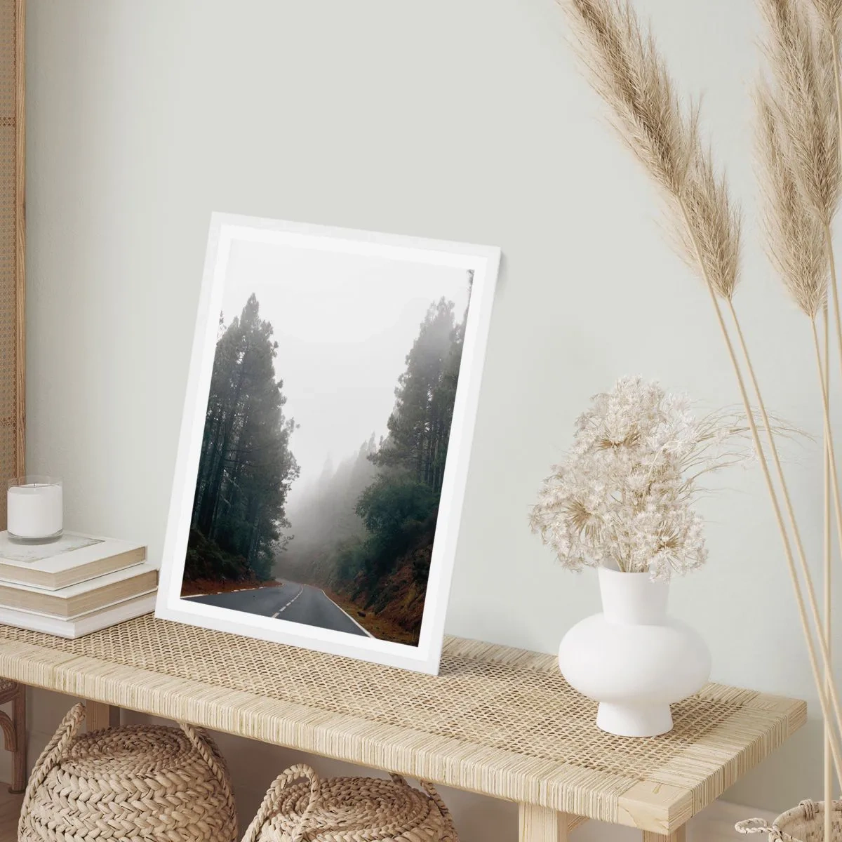 Plakat i hvid ramme - En fortælling om en magisk skov - 30x40 cm