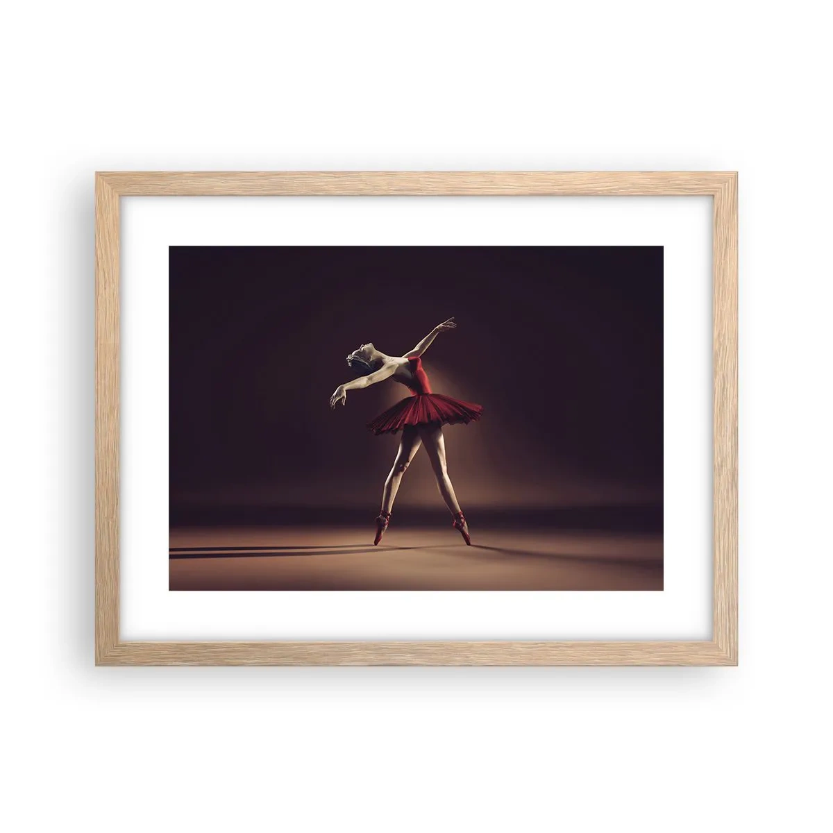 Plakat i ramme af lyst egetræ - Prima ballerina - 40x30 cm