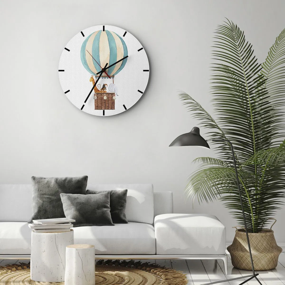 Vægur, Uret - En ballon med en giraf og en elefant, der svæver i skyerne - 30x30cm - Fantastisk tur - Moderne vægdekoration til stue, køkken og soveværelse ARTTOR