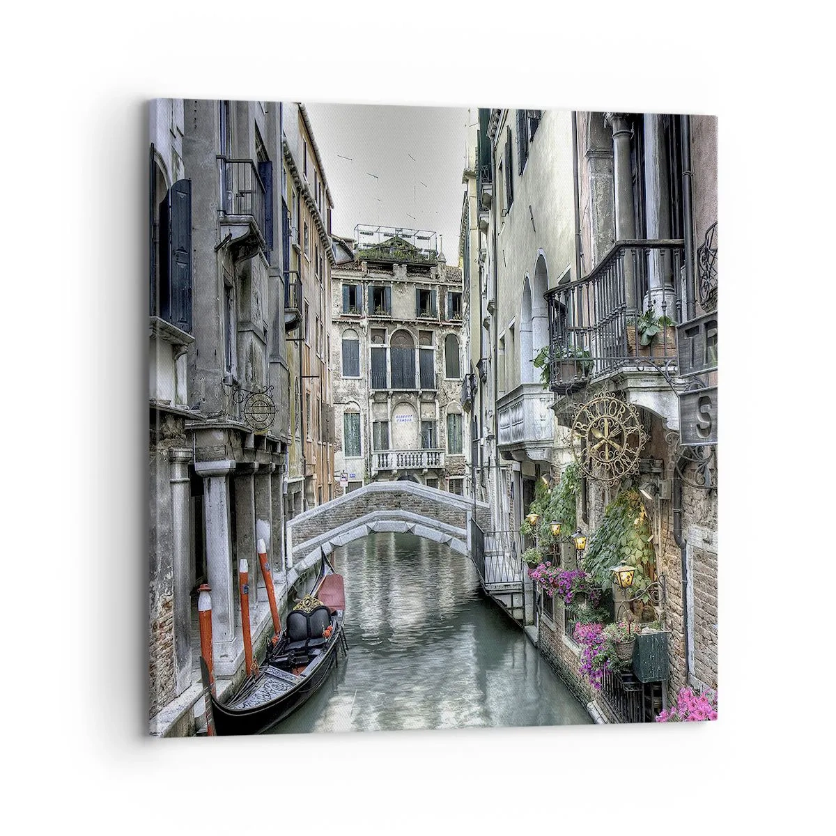 Lærredstryk - Billede på lærred - I århundreder i tavs drømmeri - 70x70 cm