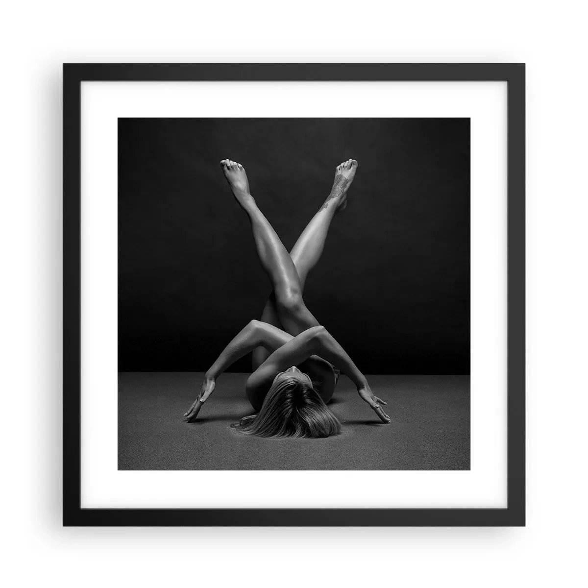 Plakat i sort ramme - Nøgenhedens geometri - 40x40 cm
