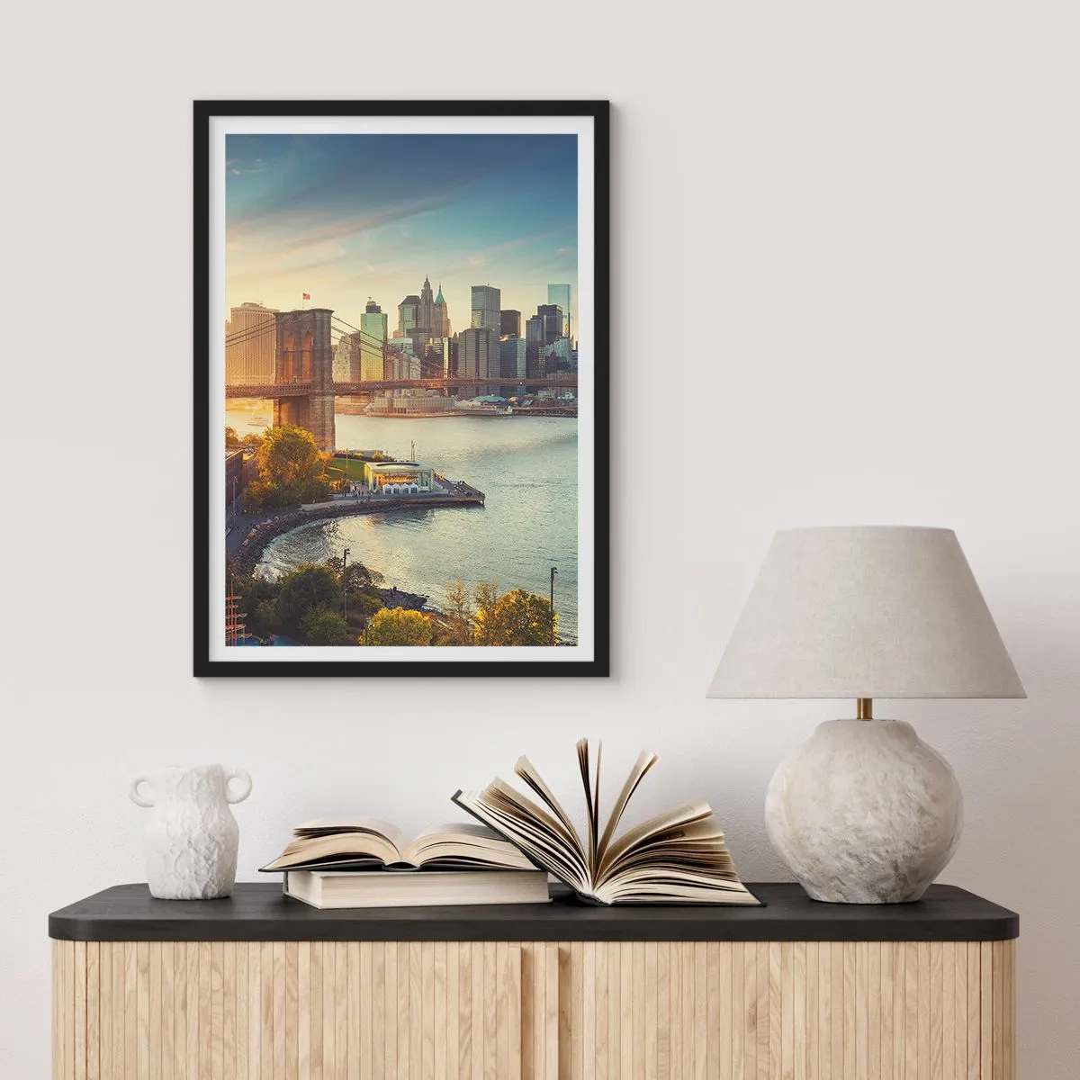 Plakat i sort ramme - Den store bys daggry - 40x50 cm