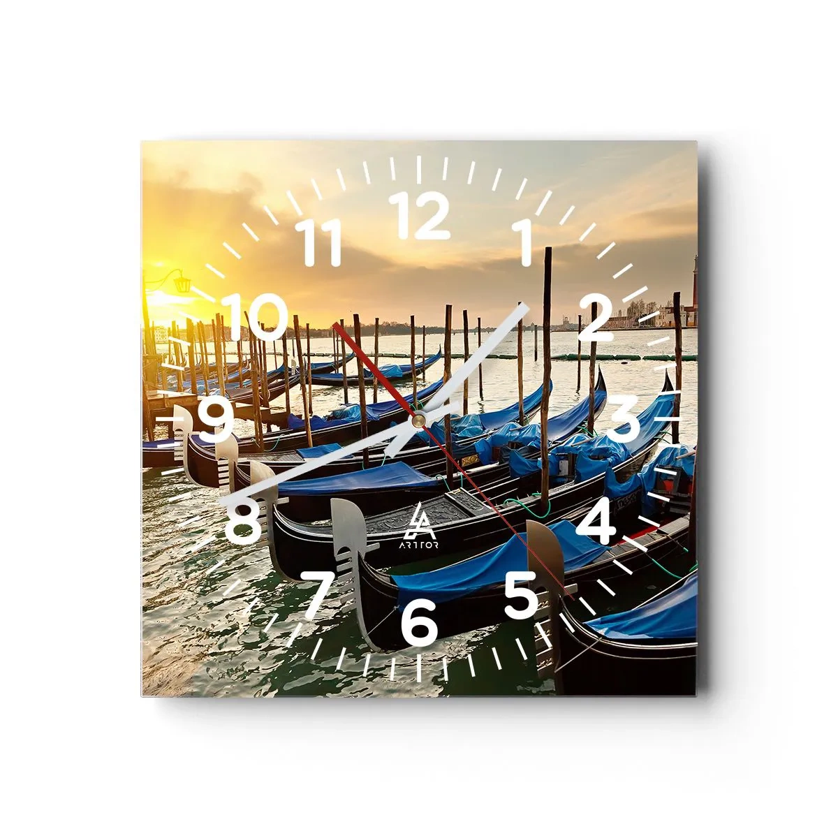 Vægur, Uret - Før travlheden kommer - 30x30 cm