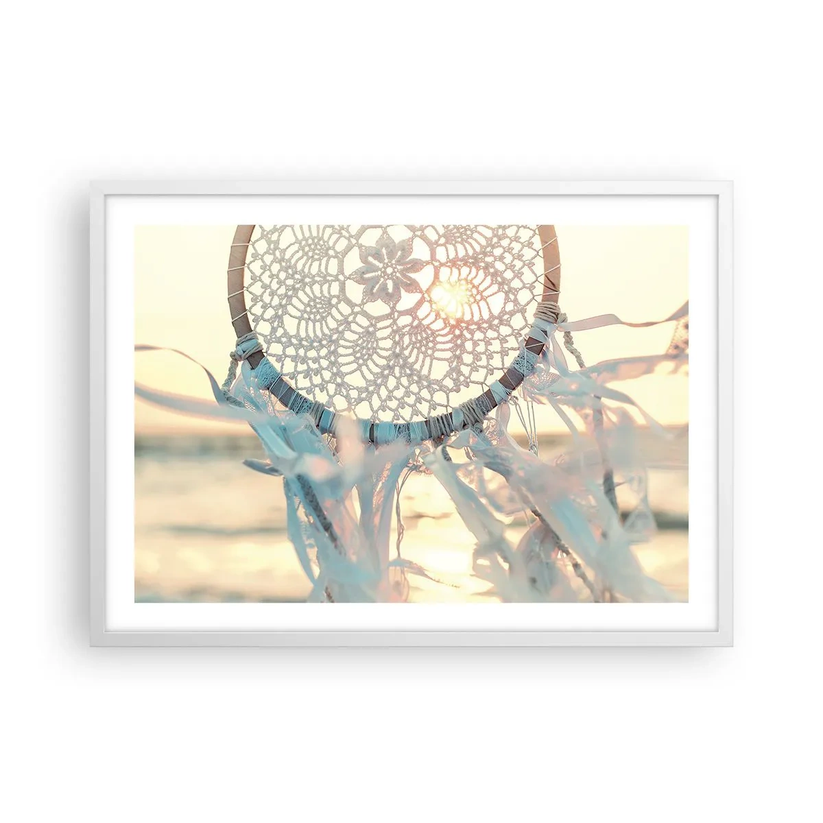 Plakat i hvid ramme - Totem med blonder - 70x50 cm