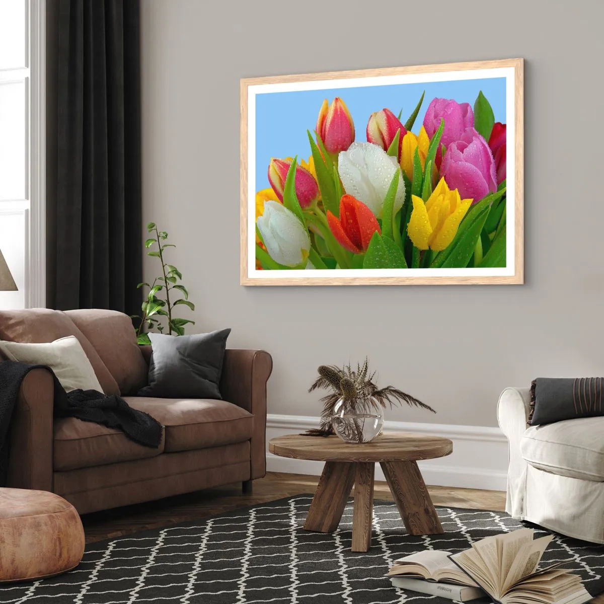 Plakat i ramme af lyst egetræ - En blomstret regnbue i dugdråber - 100x70 cm