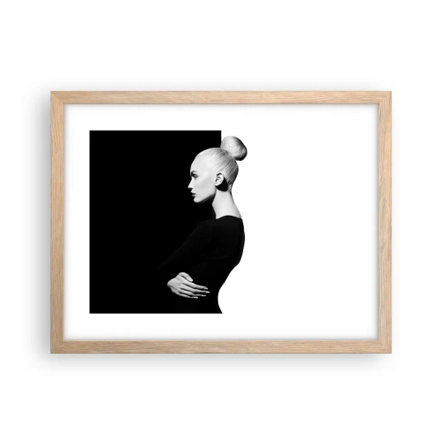 Plakat i ramme af lyst egetræ - Blot en kvinde - 40x30 cm