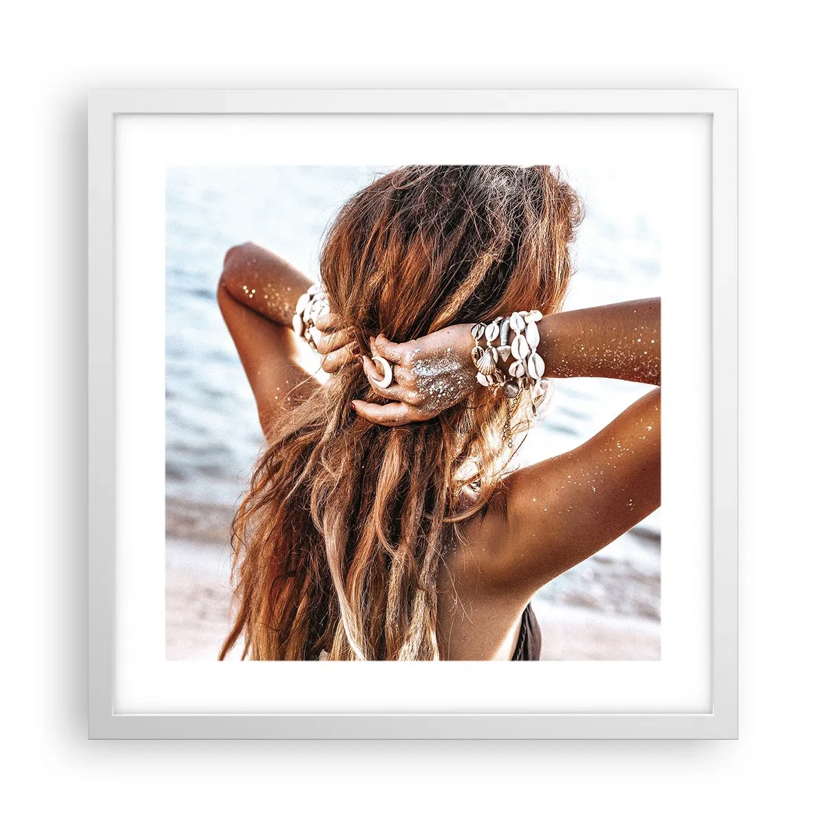 Plakat i hvid ramme - Søster af vand og solskin - 40x40 cm
