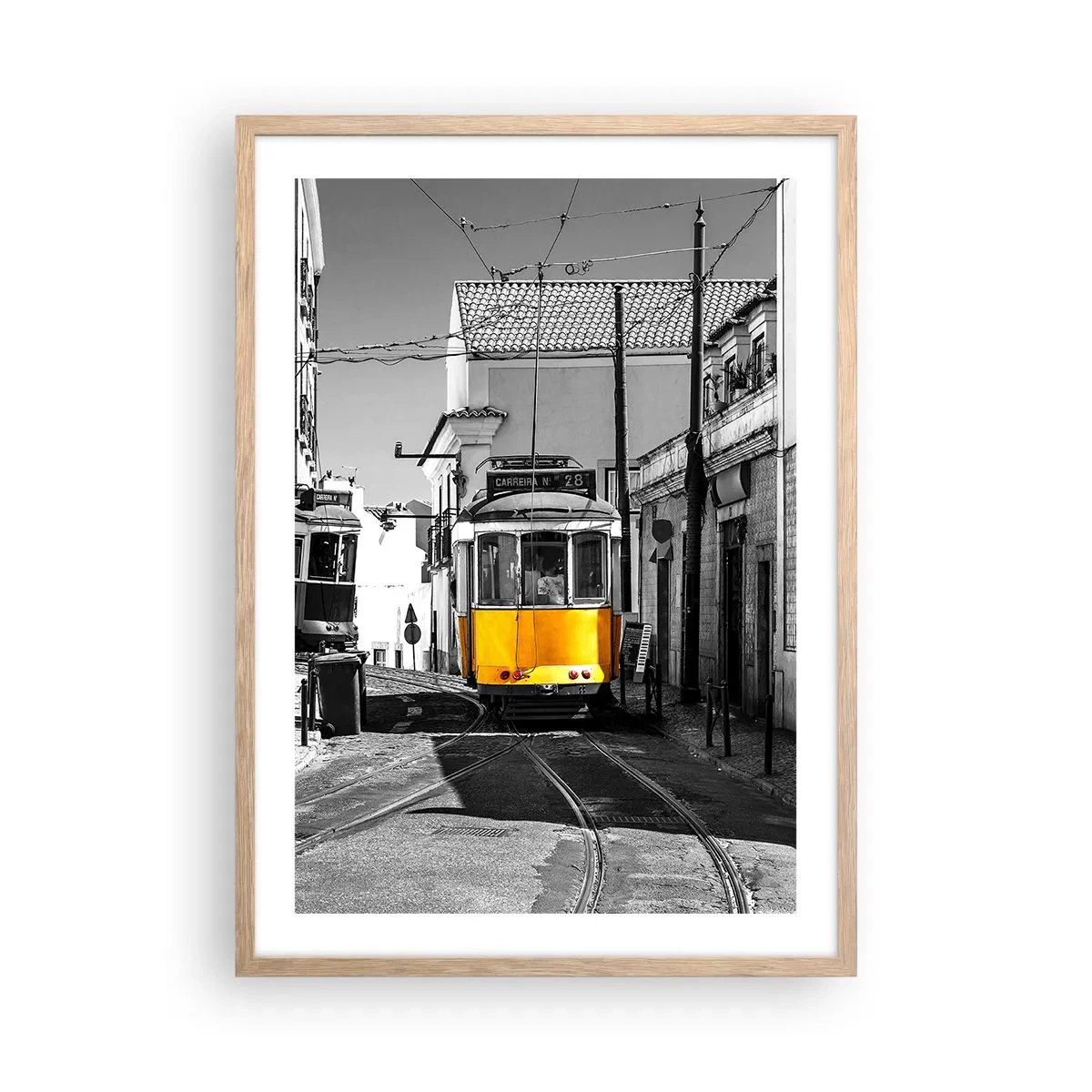 Plakat i ramme af lyst egetræ - Lissabons ånd - 50x70 cm