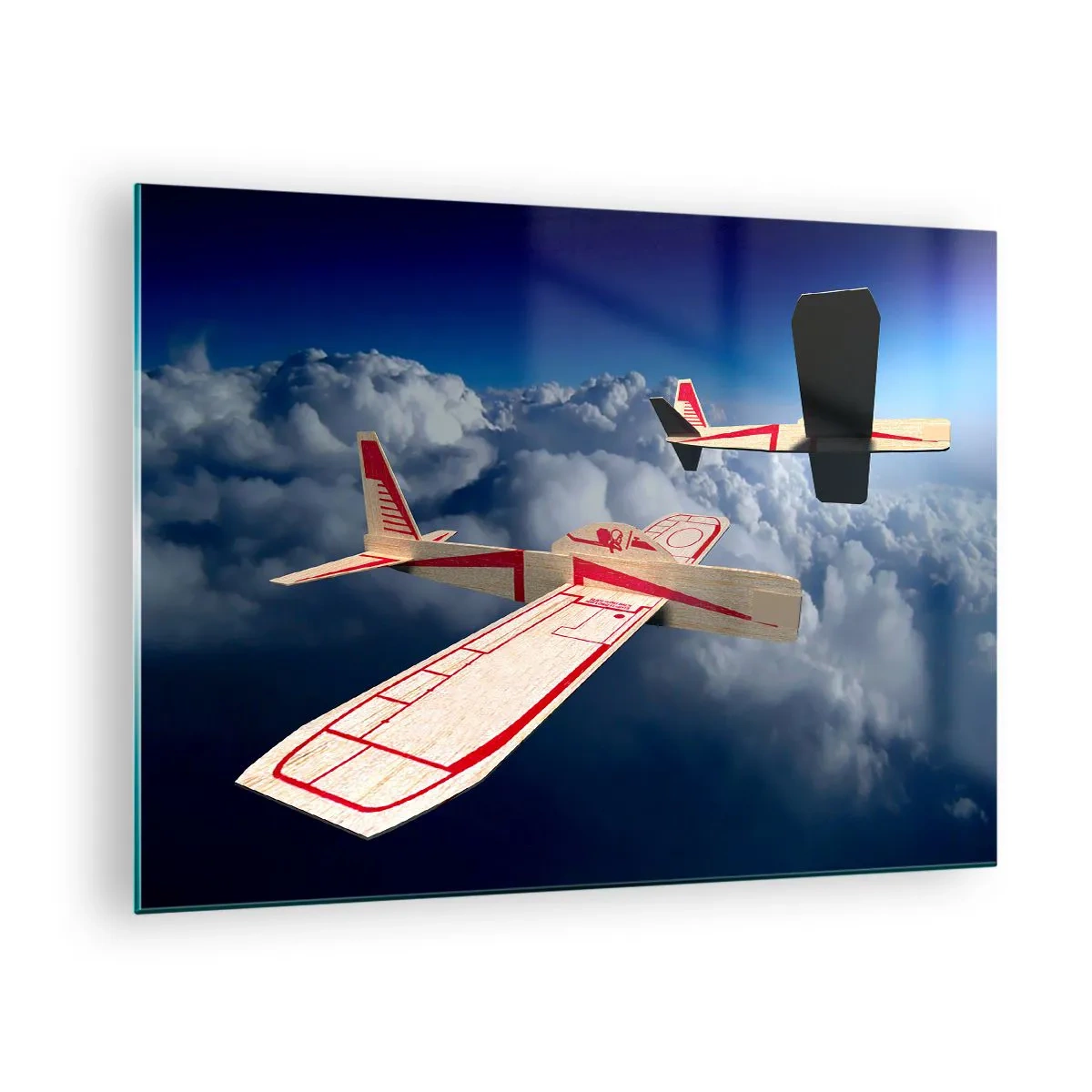 Billede på glas - Modelfly, der glider i skyerne - 70x50cm - Endnu højere, endnu længere - Moderne vægdekoration til stue og soveværelse ARTTOR