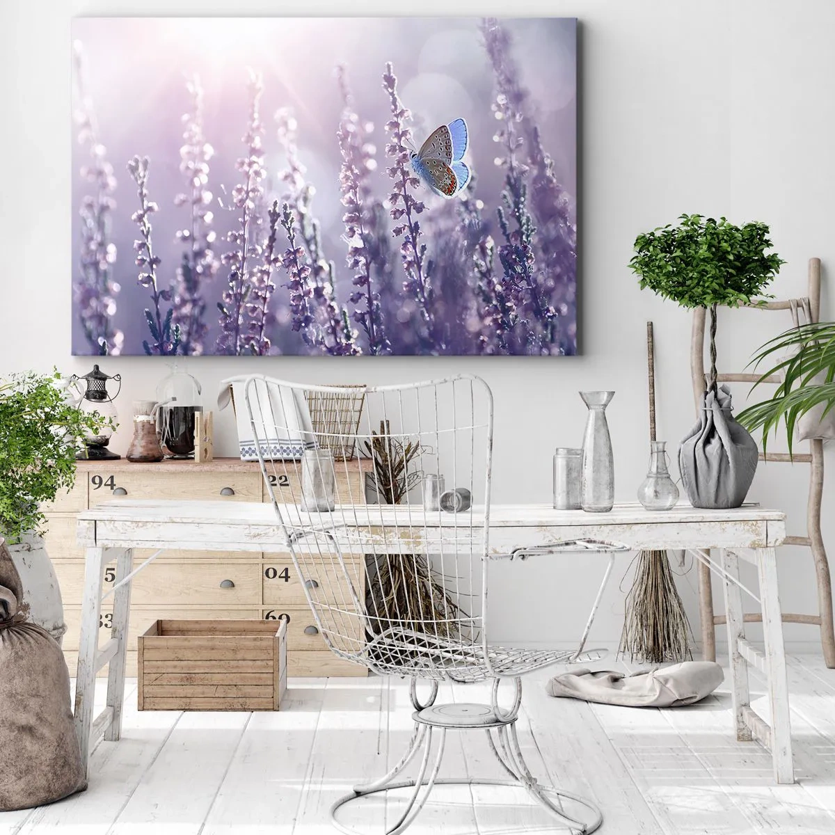 Lærredstryk - Billede på lærred - En sommerfugl på blomstrende lavendel i morgenlyset - 70x50cm - Sommerfuglekys - Moderne vægdekoration til stue og soveværelse ARTTOR
