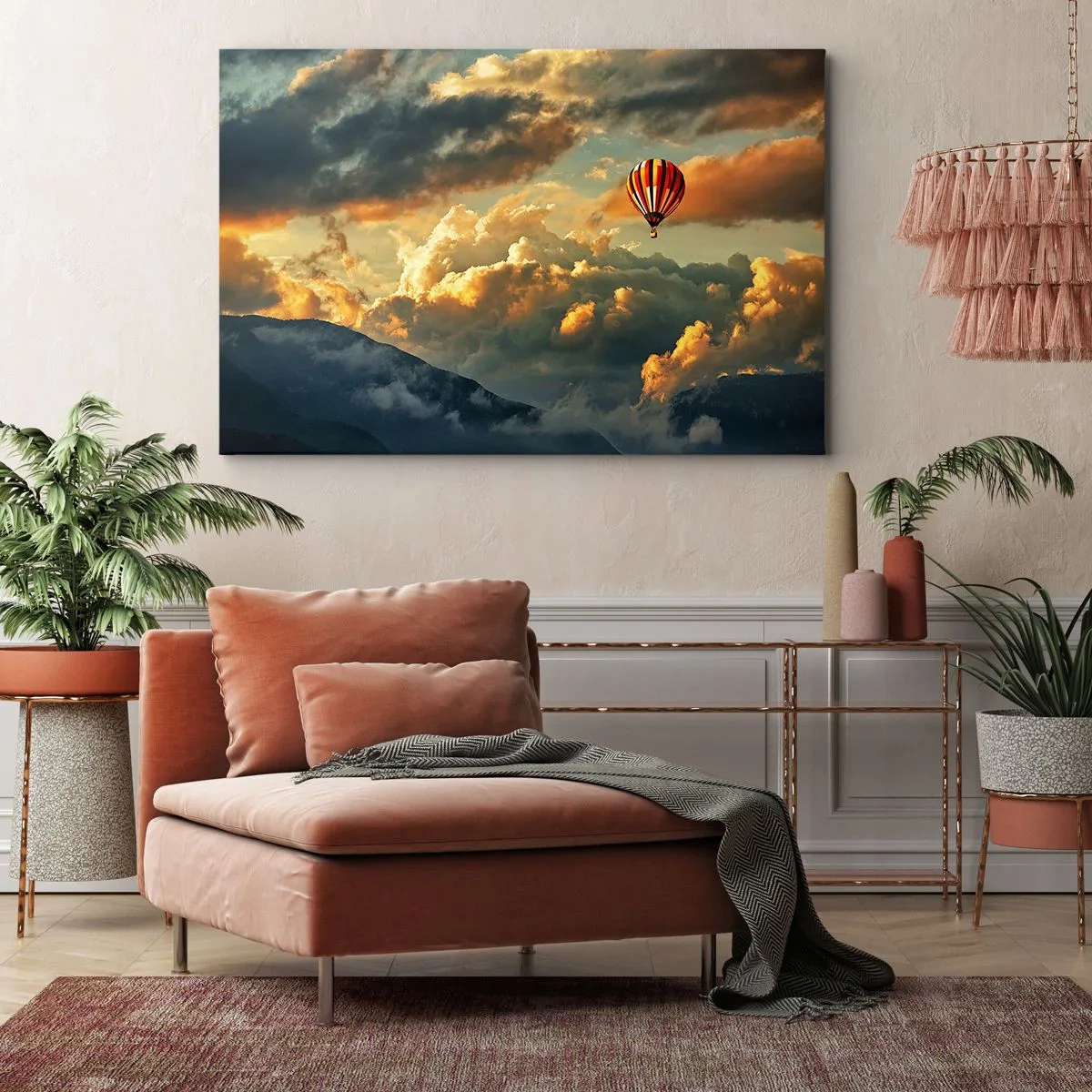 Lærredstryk - Billede på lærred - En ballon mod en baggrund af dramatiske skyer - 70x50cm - Jeg går, fordi jeg vil - Moderne vægdekoration til stue og soveværelse ARTTOR