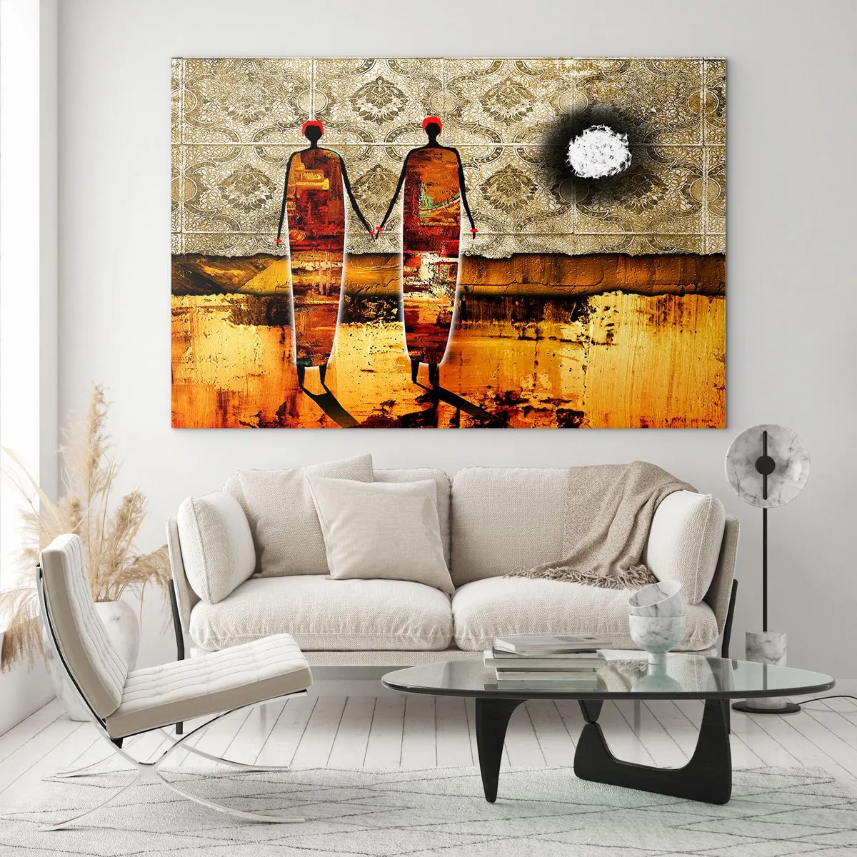 Billede på glas - To abstrakte figurer mod en baggrund af ornament og gyldne nuancer - 70x50cm - Etnisk sammensætning i farverne i Afrika - Moderne vægdekoration til stue og soveværelse ARTTOR