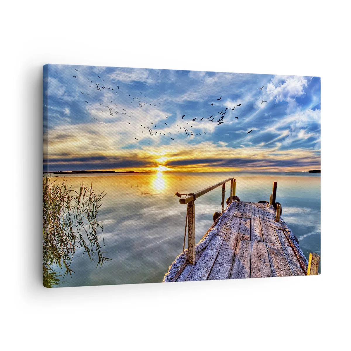 Lærredstryk - Billede på lærred - Træbro over søen ved solnedgang - 70x50cm - Vinden går til ro - Moderne vægdekoration til stue og soveværelse ARTTOR