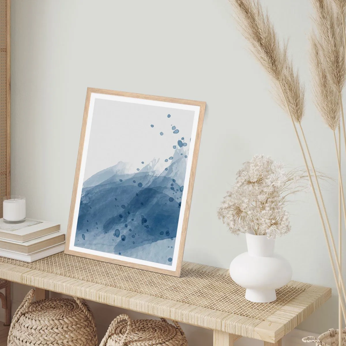 Plakat i ramme af lyst egetræ - Blå tyl - 50x70 cm