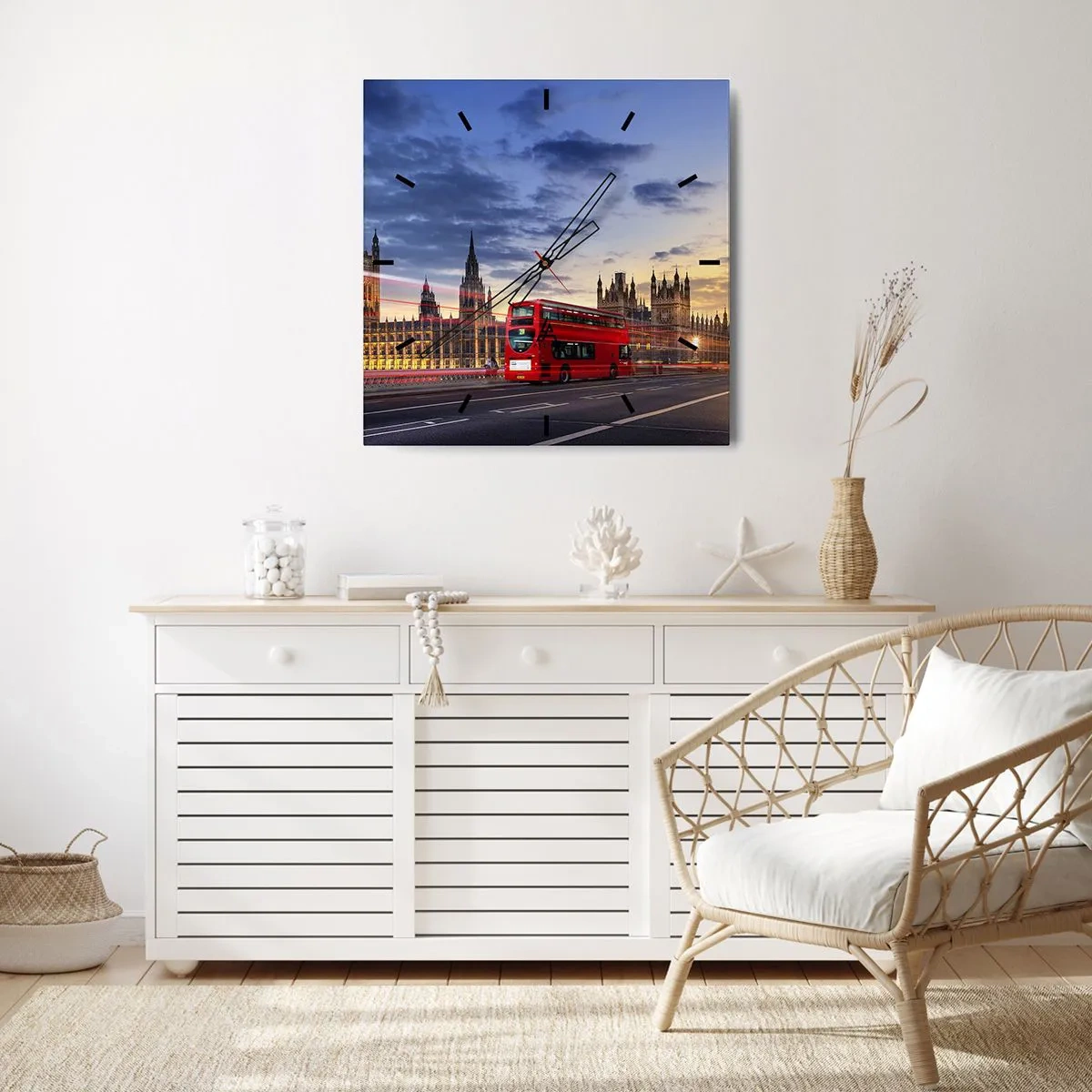 Vægur, Uret - Særlige kendetegn - 40x40 cm