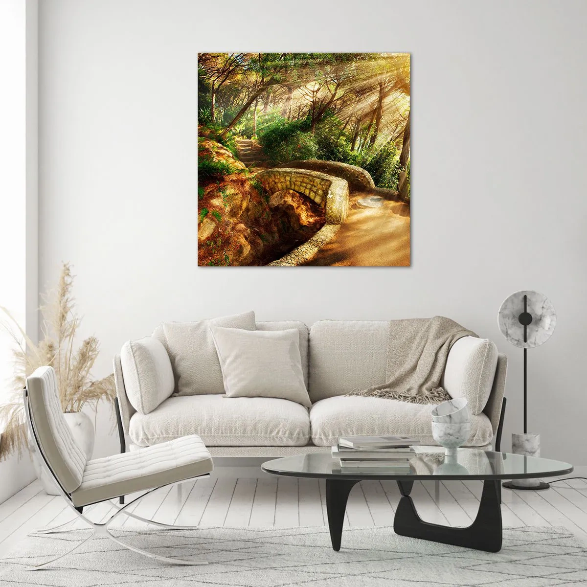 Billede på glas - Lige fra broen og ind i eventyrskoven - 70x70 cm