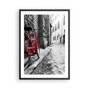 Plakat i sort ramme - En rød cykel på en sort og hvid brostensgade - 50x70cm - Ægte skønhed ældes ikke - Moderne vægdekoration til stue og soveværelse ARTTOR