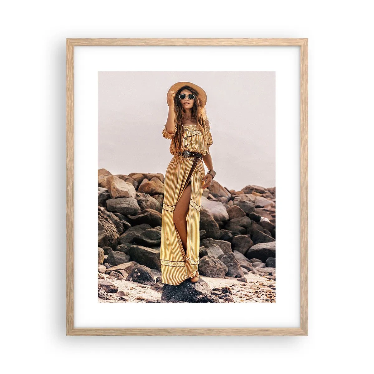 Plakat i ramme af lyst egetræ - Magien ved sten - 40x50 cm