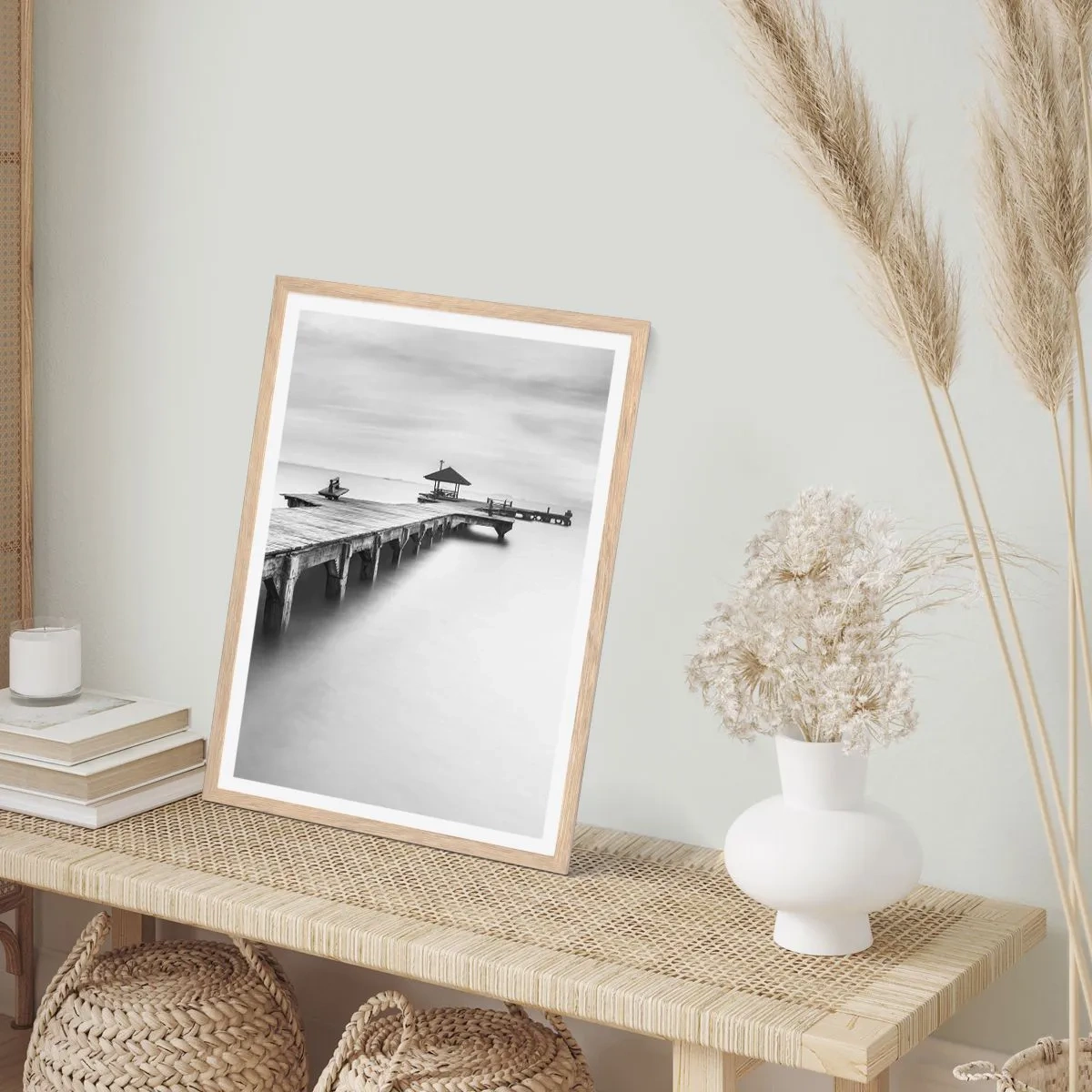 Plakat i ramme af lyst egetræ - Ind i det fjerne - 61x91 cm