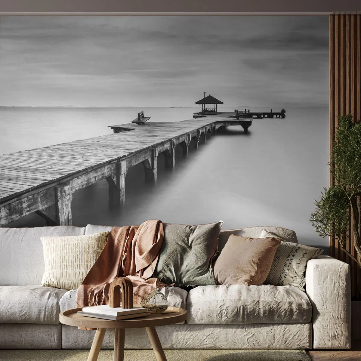 Fototapet Premium Sand - Ind i det fjerne - Landskab, Hav, træbro - 200x140 cm