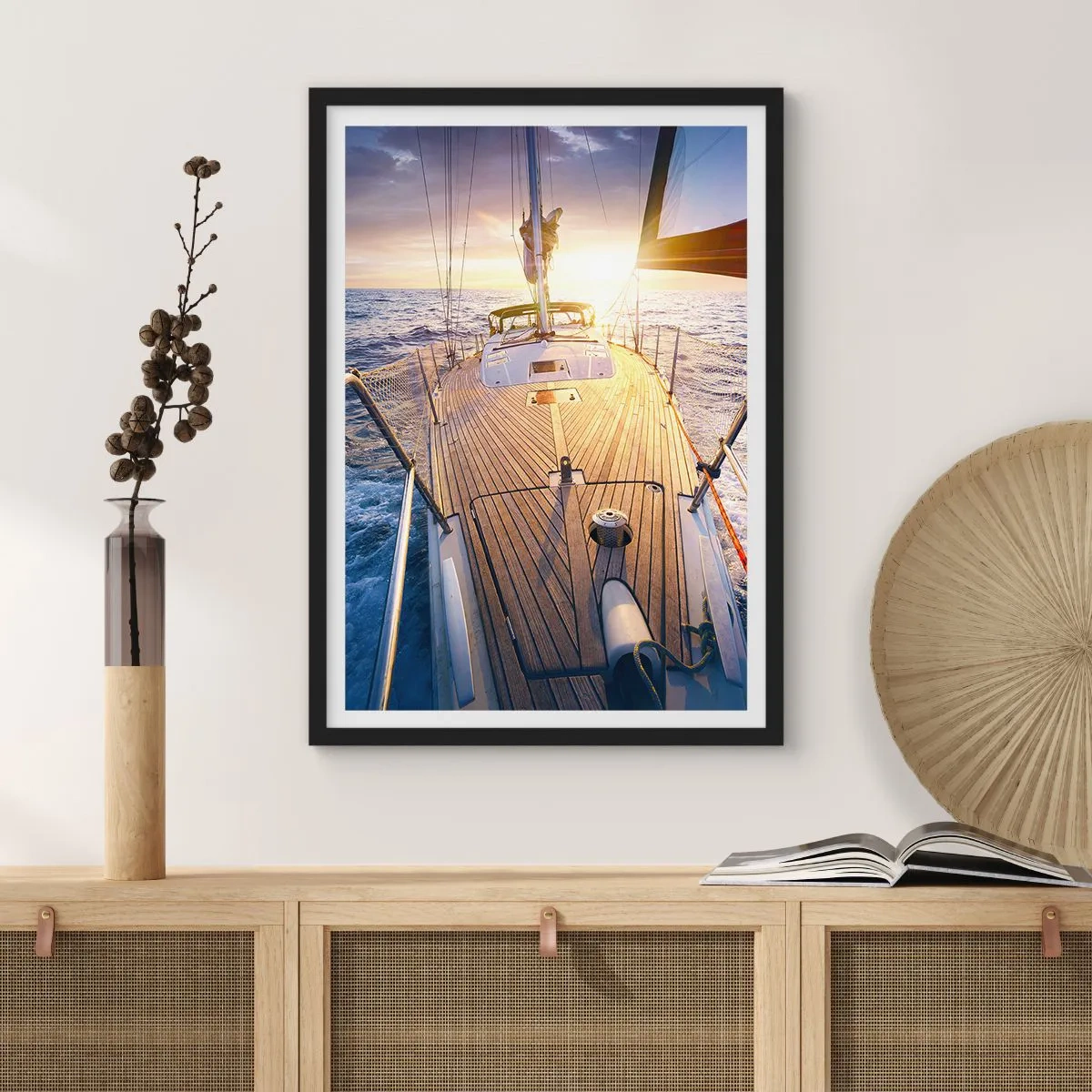 Plakat i sort ramme - Løber på bølgerne - 40x50 cm
