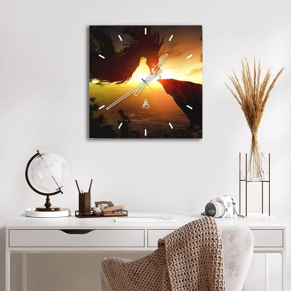 Vægur, Uret - Dragedræber - 40x40 cm