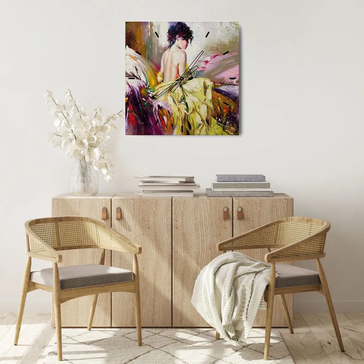 Vægur, Uret - Mellem munden og kanten af bægeret - 30x30 cm