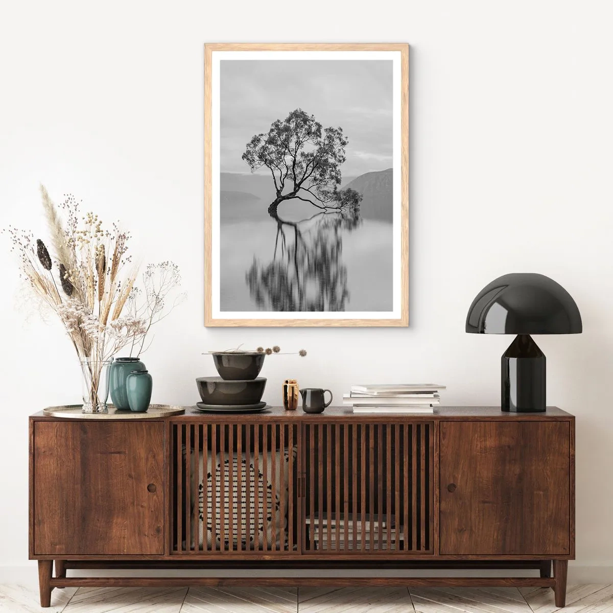 Plakat i ramme af lyst egetræ - Der findes et land - 30x40 cm