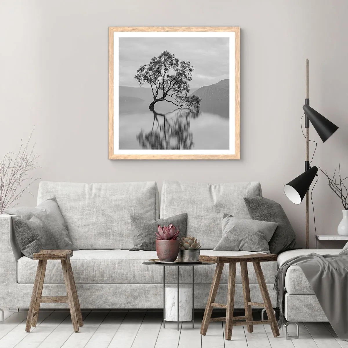 Plakat i ramme af lyst egetræ - Der findes et land - 50x50 cm