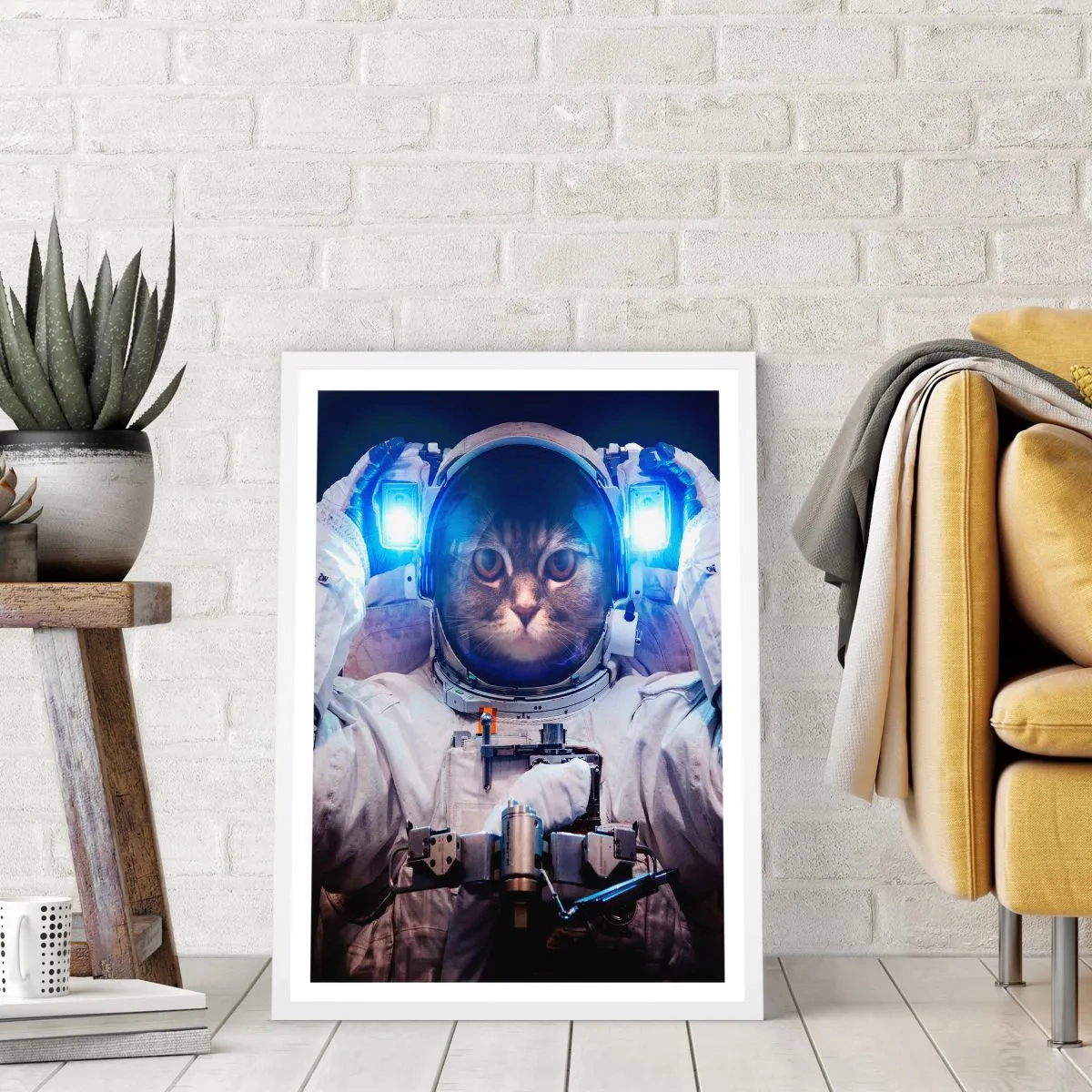 Plakat i hvid ramme - Houston, I har et problem - 70x100 cm