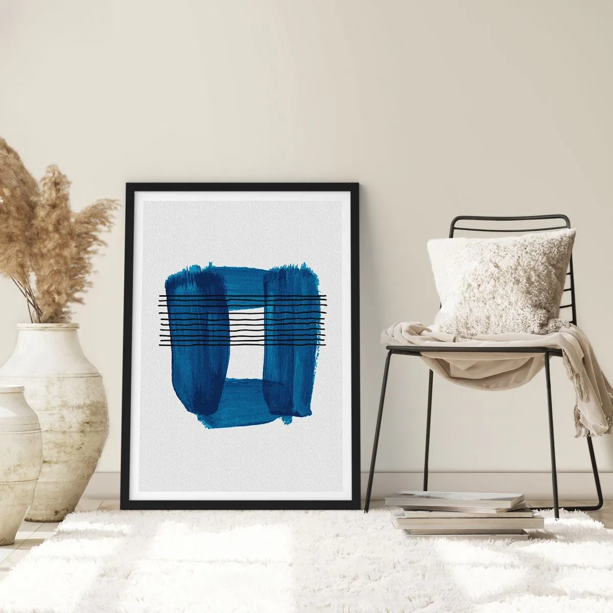 Plakat i sort ramme - Abstrakt komposition i blå nuancer - 50x70cm - Blå-sort sammensætning - Moderne vægdekoration til stue og soveværelse ARTTOR