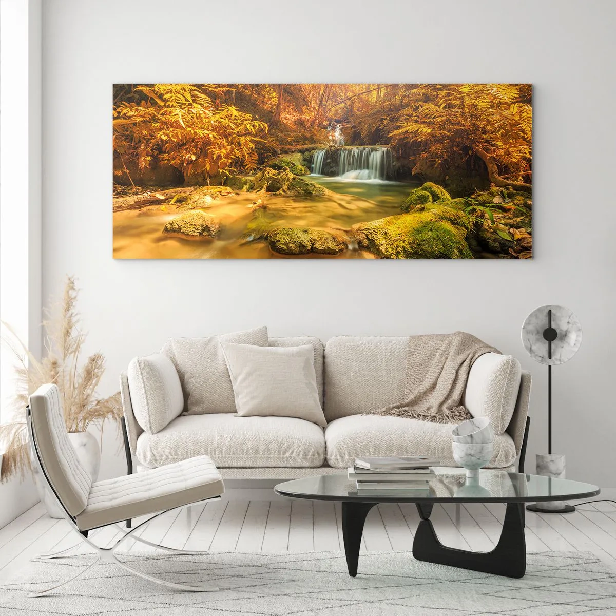 Billede på glas - Skovkaskade i guld - 90x30 cm