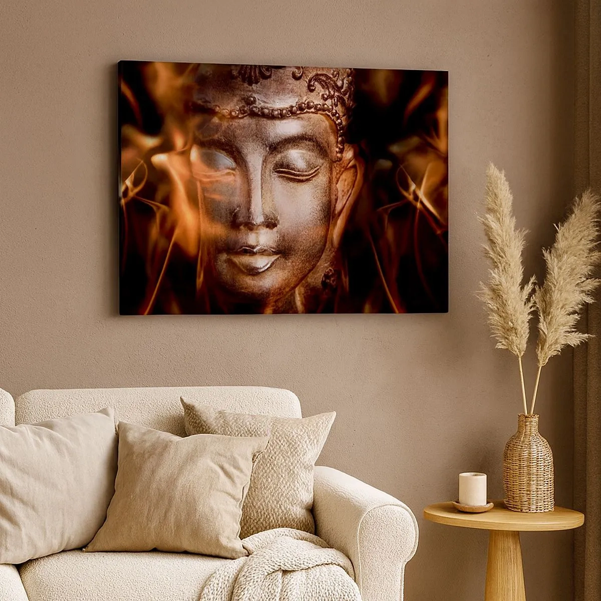 Lærredstryk - Billede på lærred - En Buddha-statue midt i flammer af gyldne nuancer - 70x50cm - Den eksisterer kun her og nu - Moderne vægdekoration til stue og soveværelse ARTTOR