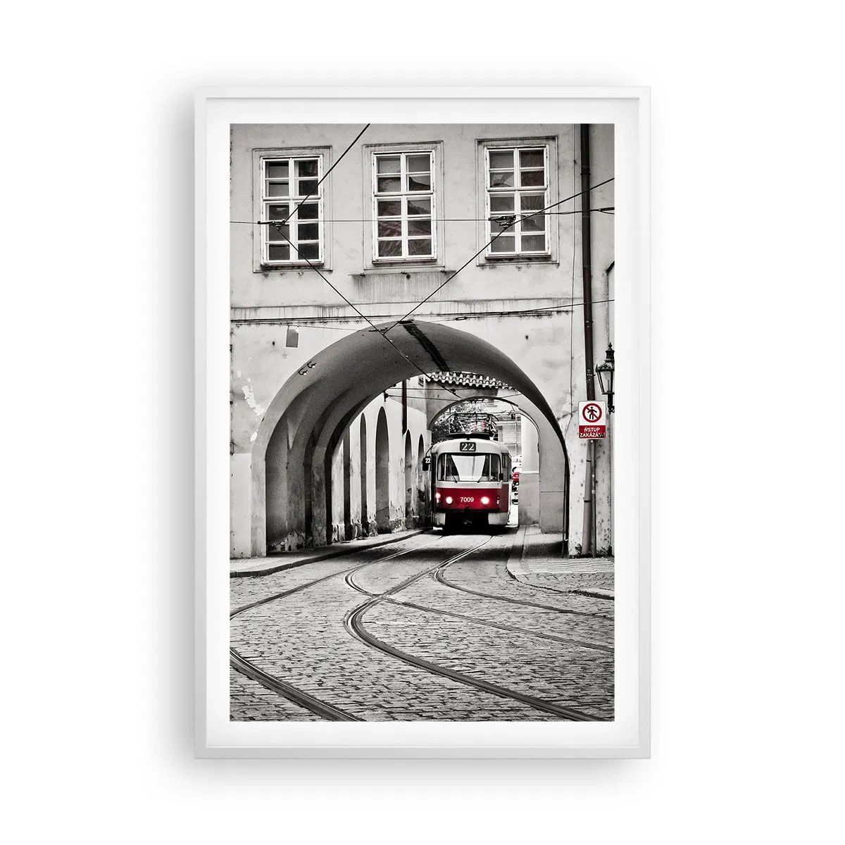 Plakat i hvid ramme - Gennem byens labyrint - 61x91 cm