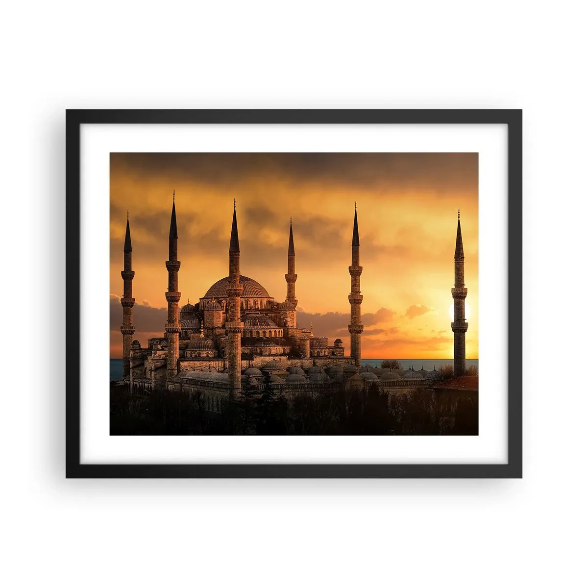 Plakat i sort ramme - Gud er stor - 50x40 cm