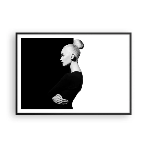 Plakat i sort ramme - Blot en kvinde - 100x70 cm