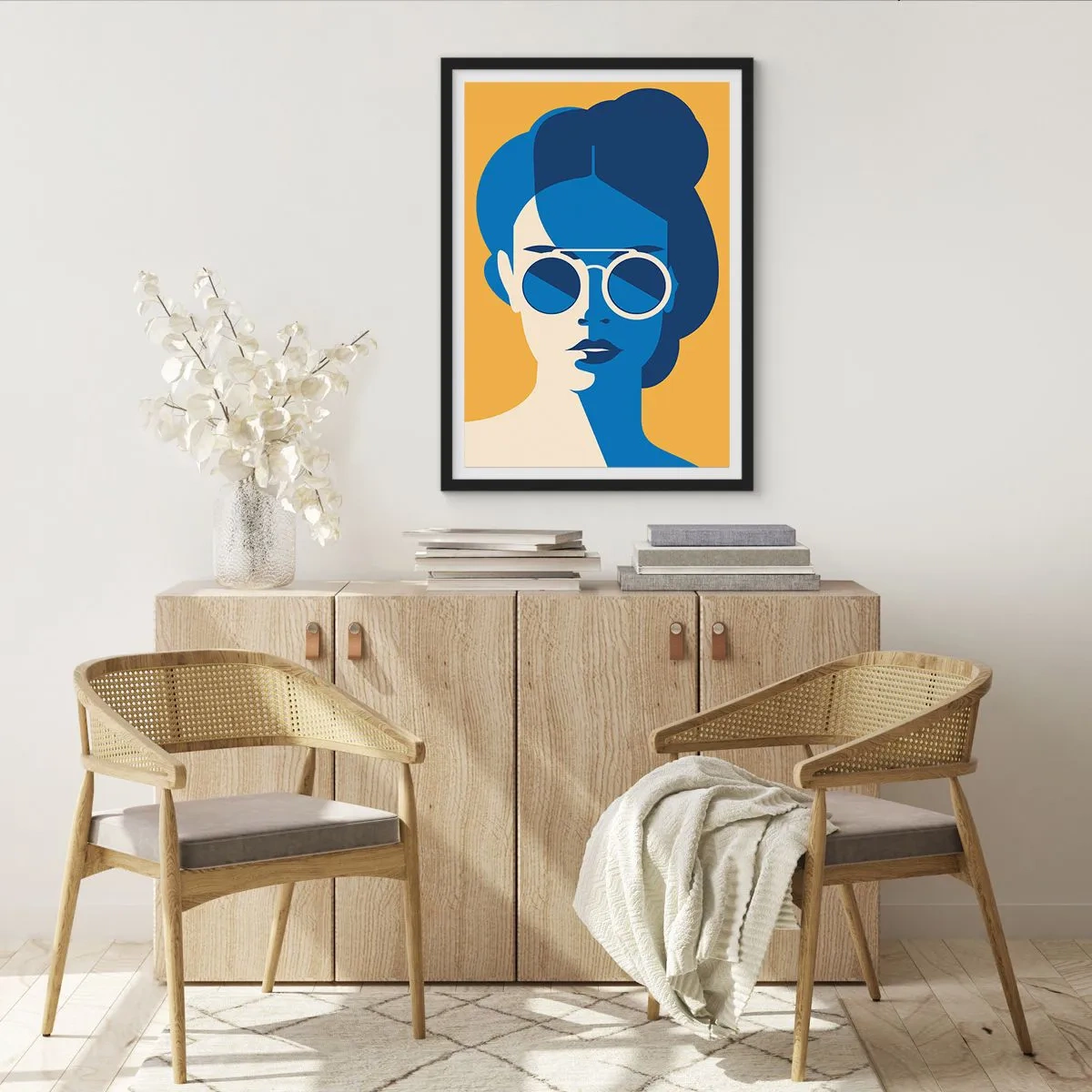 Plakat i sort ramme - Abstrakt portræt af en kvinde med solbriller - 50x70cm - Ferie-look - Moderne vægdekoration til stue og soveværelse ARTTOR