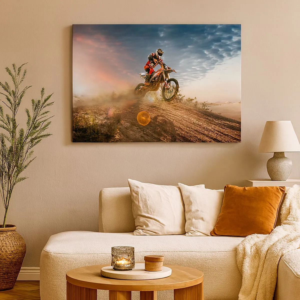 Lærredstryk - Billede på lærred - Motorcyklist i klitterne ved solnedgang - 70x50cm - For sejren - Moderne vægdekoration til stue og soveværelse ARTTOR