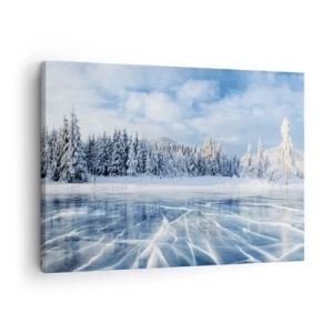 Lærredstryk - Billede på lærred - En frossen sø omgivet af en snedækket skov - 70x50cm - En blændende og krystalklar udsigt - Moderne vægdekoration til stue og soveværelse ARTTOR