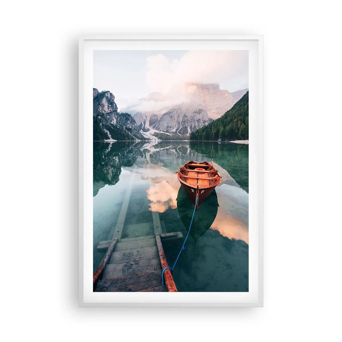 Plakat i hvid ramme - Fredfyldt søvn i bjergene - 61x91 cm