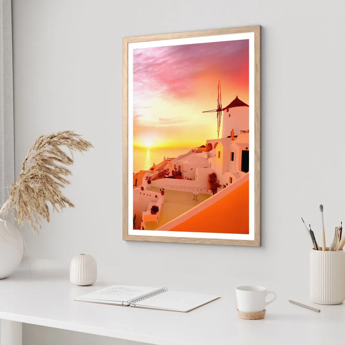 Plakat i ramme af lyst egetræ - Opløses i hvidt og guld - 70x100 cm