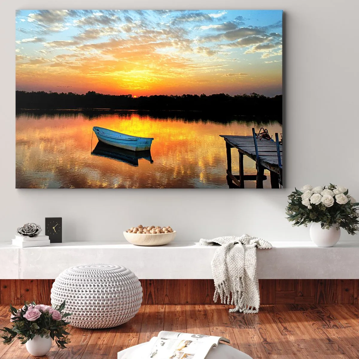 Lærredstryk - Billede på lærred - En båd på en rolig sø under solnedgang - 70x50cm - Se, lyt, meditér - Moderne vægdekoration til stue og soveværelse ARTTOR