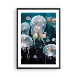 Plakat i sort ramme - Subtile vandmænd flyder i havet - 50x70cm - Undervandsbold - Moderne vægdekoration til stue og soveværelse ARTTOR
