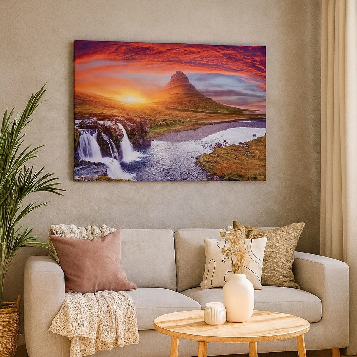 Lærredstryk - Billede på lærred - Bjerglandskab med et vandfald ved solnedgang - 70x50cm - En udsigt over Midgård - Moderne vægdekoration til stue og soveværelse ARTTOR